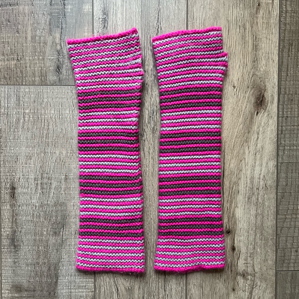Fingerless gloves/arm warmers